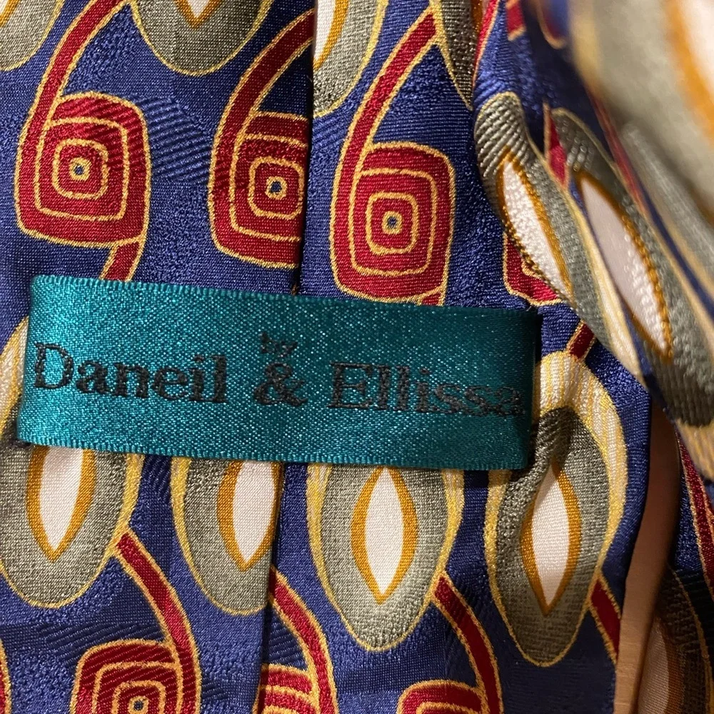 Daneil & Ellissa  Geometric Patterned Tie - Blue, Red, Gold (ET)